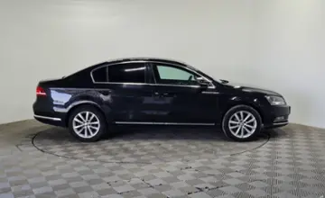 Volkswagen Passat 2011 года за 3 890 000 тг. в Алматы фото 4