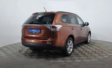 Mitsubishi Outlander 2012 года за 7 290 000 тг. в Астана
