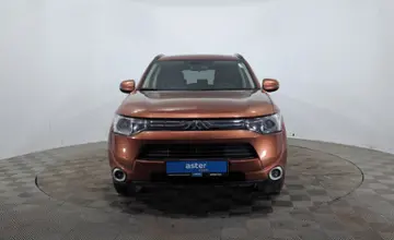 Mitsubishi Outlander 2012 года за 7 290 000 тг. в Астана фото 2