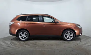 Mitsubishi Outlander 2012 года за 7 290 000 тг. в Астана фото 4