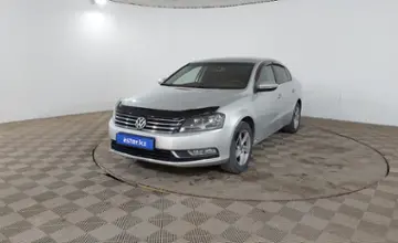 Volkswagen Passat 2011 года за 5 290 000 тг. в Шымкент фото 1
