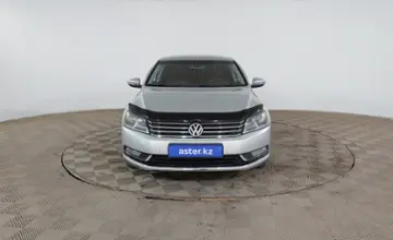 Volkswagen Passat 2011 года за 5 290 000 тг. в Шымкент фото 2