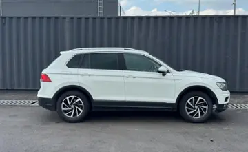Volkswagen Tiguan 2018 года за 7 990 000 тг. в Алматы фото 4