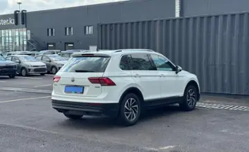 Volkswagen Tiguan 2018 года за 7 990 000 тг. в Алматы