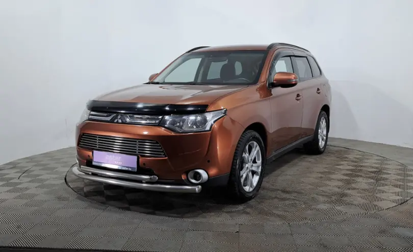 Mitsubishi Outlander 2012 года за 6 790 000 тг. в Астана
