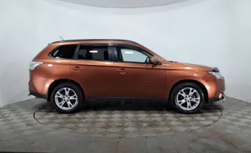 Mitsubishi Outlander 2012 года за 6 790 000 тг. в Астана фото 4