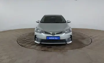 Toyota Corolla 2017 года за 7 590 000 тг. в Шымкент фото 2