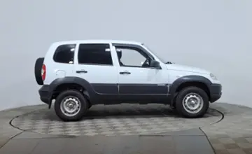 Chevrolet Niva 2015 года за 2 590 000 тг. в Астана фото 4