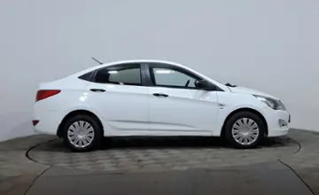 Hyundai Solaris 2015 года за 3 290 000 тг. в Астана фото 4