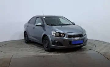 Chevrolet Aveo 2014 года за 2 590 000 тг. в Астана фото 3
