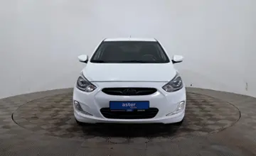 Hyundai Solaris 2013 года за 4 590 000 тг. в Астана фото 2
