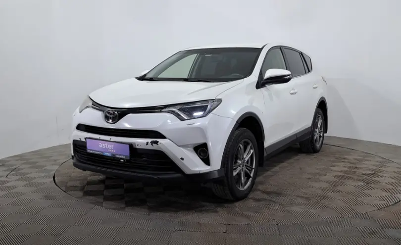 Toyota RAV4 2016 года за 8 990 000 тг. в Астана