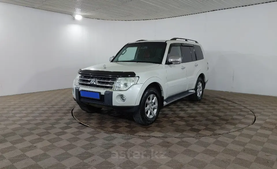 2009 Mitsubishi Pajero