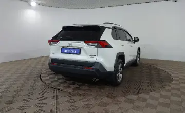 Toyota RAV4 2021 года за 13 990 000 тг. в Шымкент