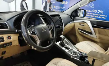 Mitsubishi Montero Sport 2019 года за 14 990 000 тг. в Астана фото 5