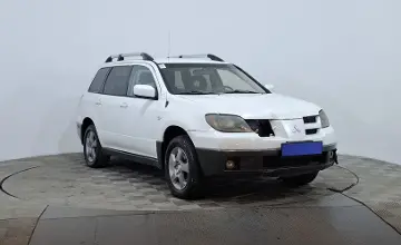 Mitsubishi Outlander 2003 года за 1 800 000 тг. в Астана фото 3