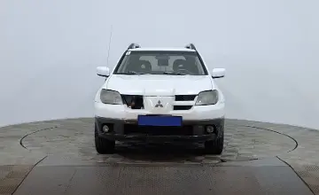 Mitsubishi Outlander 2003 года за 1 800 000 тг. в Астана фото 2