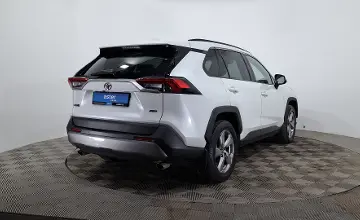 Toyota RAV4 2021 года за 13 890 000 тг. в Астана