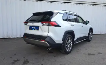 Toyota RAV4 2023 года за 16 990 000 тг. в Алматы
