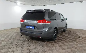 Toyota Sienna 2014 года за 13 300 000 тг. в Шымкент