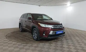 Toyota Highlander 2018 года за 14 000 000 тг. в Шымкент фото 3