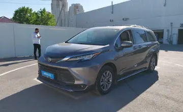 Toyota Sienna 2021 года за 22 000 000 тг. в Шымкент фото 1