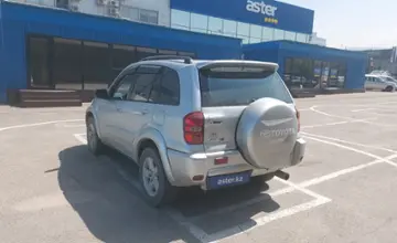 Toyota RAV4 2004 года за 7 000 000 тг. в Алматы фото 4