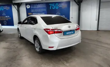 Toyota Corolla 2015 года за 6 000 000 тг. в Астана фото 4