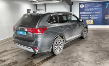 Mitsubishi Outlander 2020 года за 9 000 000 тг. в Астана фото 3