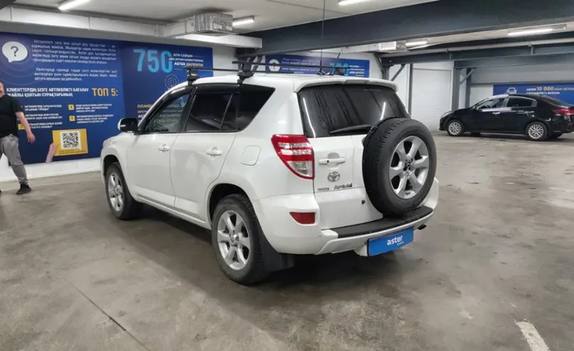 Toyota RAV4 2011 года за 8 000 000 тг. в Астана фото 4