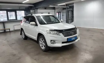 Toyota RAV4 2011 года за 8 000 000 тг. в Астана фото 2
