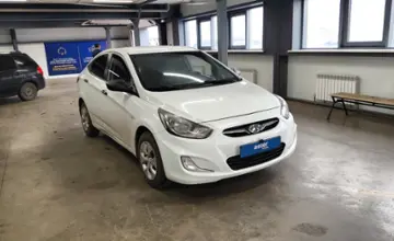 Hyundai Accent 2013 года за 3 800 000 тг. в Астана фото 2