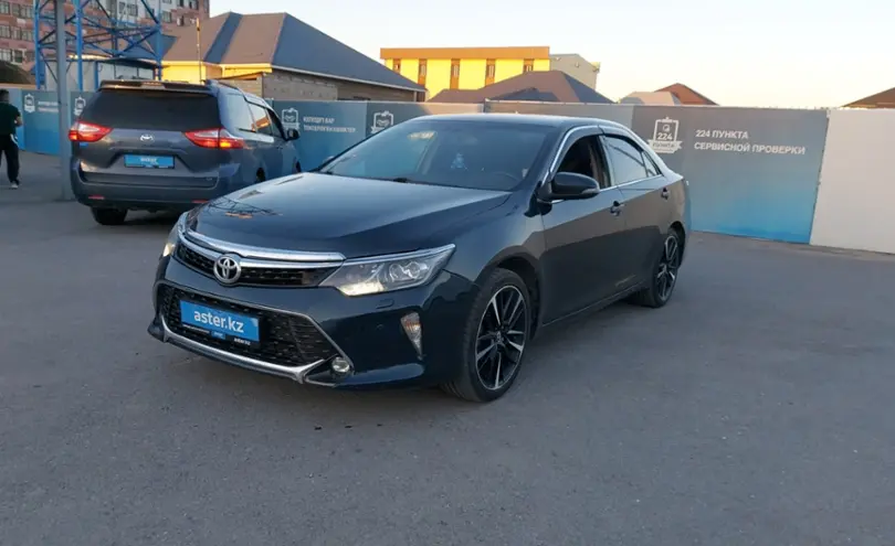 Toyota Camry 2015 года за 9 600 000 тг. в Шымкент