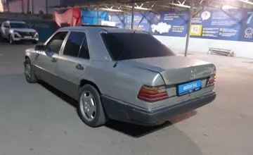 Mercedes-Benz W124 1992 года за 1 500 000 тг. в Шымкент фото 4