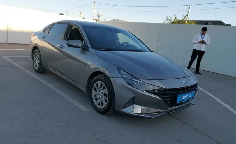 Hyundai Elantra 2021 года за 9 000 000 тг. в Шымкент фото 2