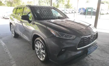 Toyota Highlander 2022 года за 22 000 000 тг. в Алматы фото 3