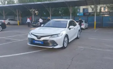 Toyota Camry 2019 года за 12 800 000 тг. в Алматы фото 1