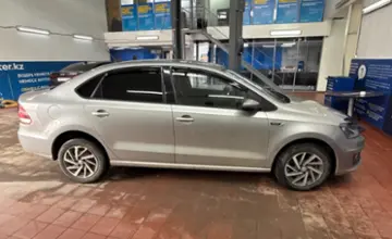 Volkswagen Polo 2018 года за 6 500 000 тг. в Астана фото 4