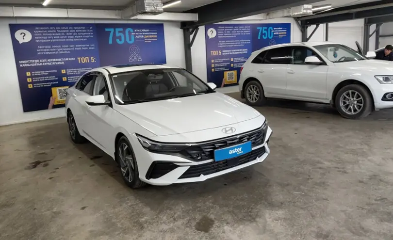Hyundai Elantra 2023 года за 8 000 000 тг. в Астана фото 2