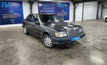 Mercedes-Benz W124 1992 года за 700 000 тг. в Астана фото 2