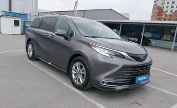 Toyota Sienna 2022 года за 22 000 000 тг. в Шымкент фото 2