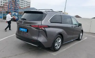 Toyota Sienna 2022 года за 22 000 000 тг. в Шымкент фото 3