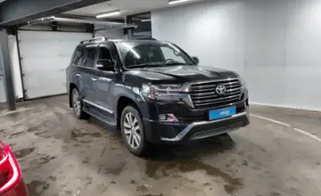Toyota Land Cruiser 2017 года за 33 000 000 тг. в Астана фото 2