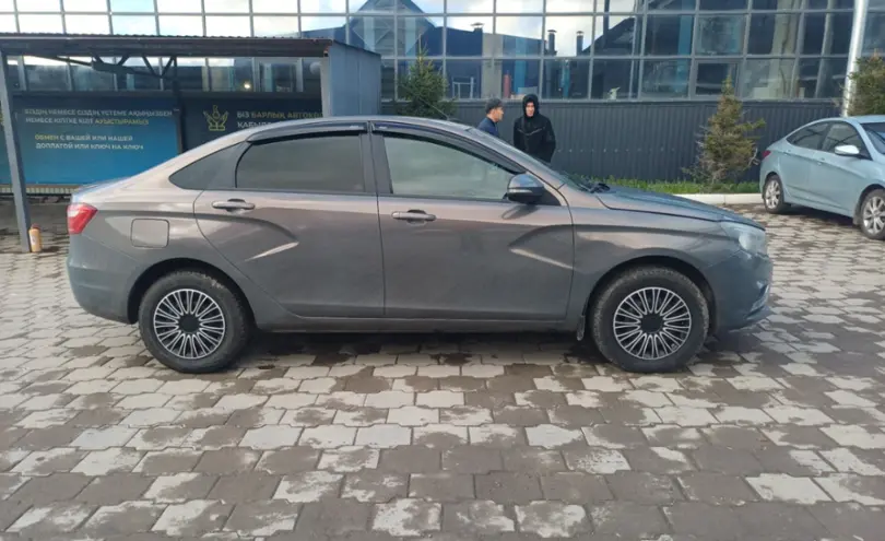 LADA (ВАЗ) Vesta 2018 года за 3 300 000 тг. в Караганда фото 4