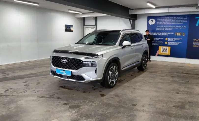 Hyundai Santa Fe 2022 года за 17 500 000 тг. в Астана