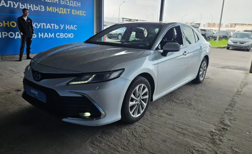 Toyota Camry 2023 года за 15 500 000 тг. в Алматы