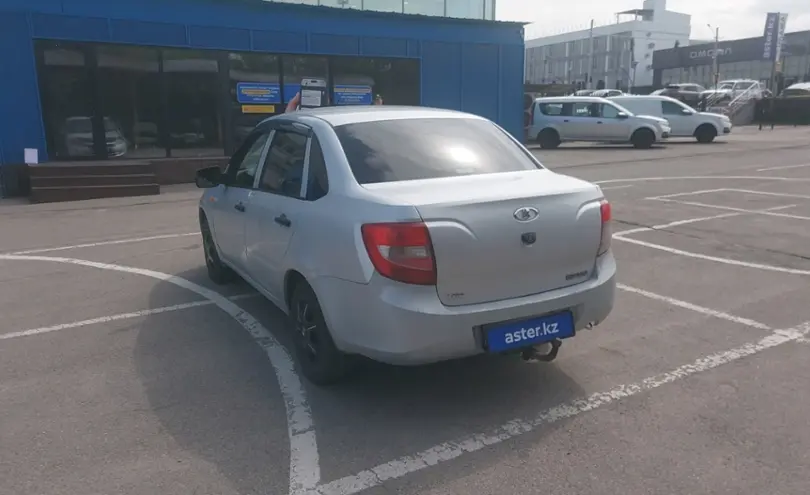 LADA (ВАЗ) Granta 2012 года за 1 600 000 тг. в Алматы фото 4