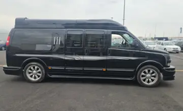 GMC Savana 2012 года за 30 000 000 тг. в Алматы фото 4