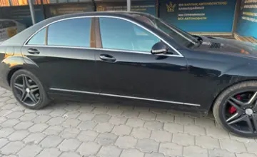 Mercedes-Benz S-Класс 2006 года за 4 700 000 тг. в Караганда фото 4