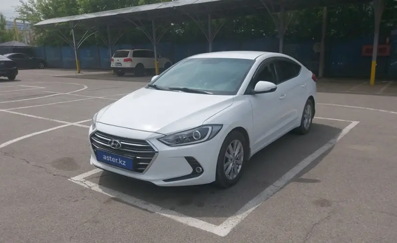 Hyundai Elantra 2018 года за 6 500 000 тг. в Алматы